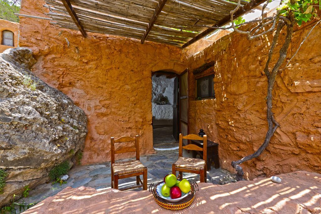 Aparthotel Aspros Potamos Makrýgialos Habitación foto